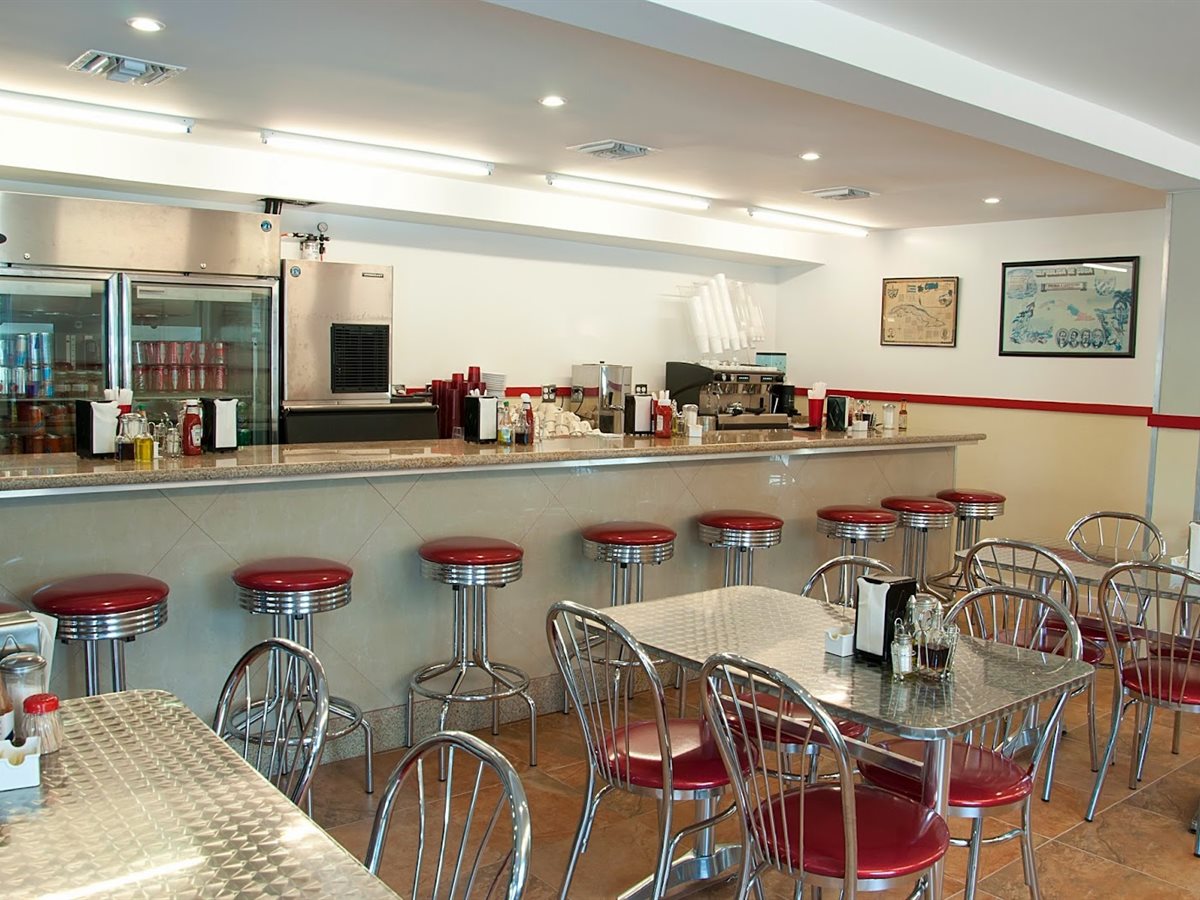Enriqueta's Sandwich Shop